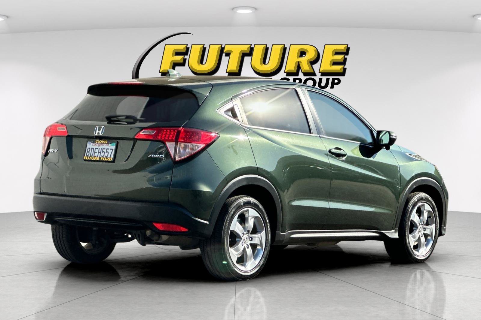 Used 2017 Honda HR-V EX image 3