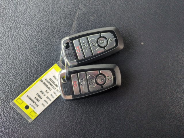 Certified 2024 Ford F350 Lariat w/ Black Appearance Package AWD/4WD image 31