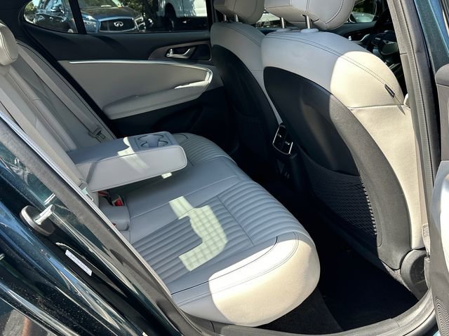 Used 2025 Genesis G70 2.5T w/ Sport Prestige Package AWD/4WD image 15