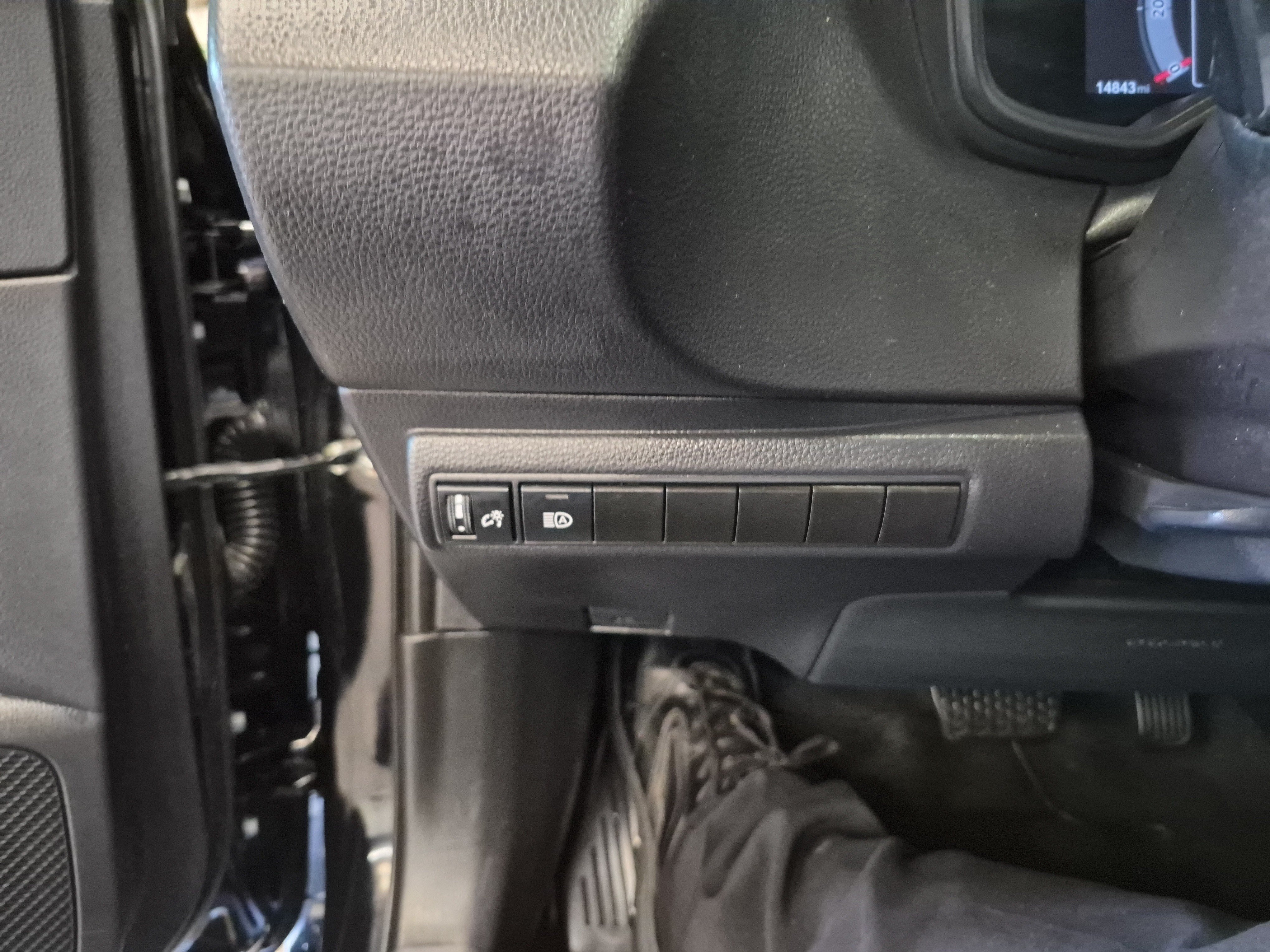 Used 2026 Toyota Corolla LE FWD image 20
