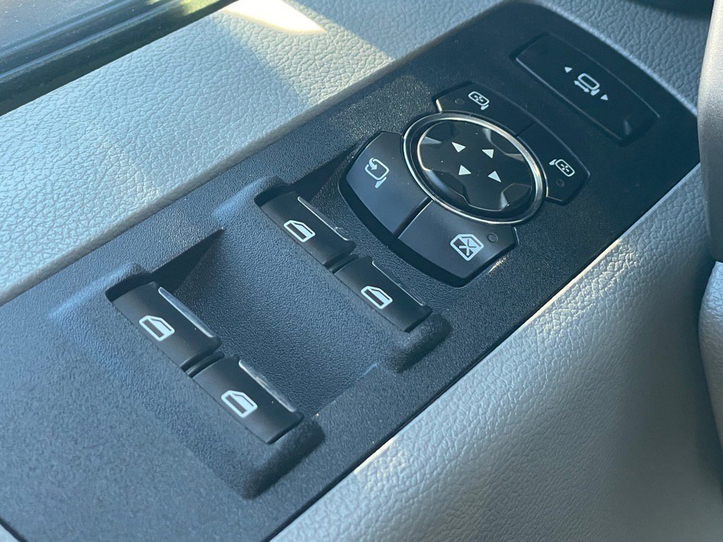 Certified 2017 Ford F250 XLT w/ XLT Premium Package image 17