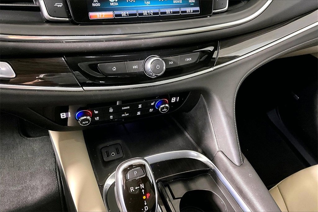 Used 2018 Buick Enclave Premium w/ Experience Buick Package image 26