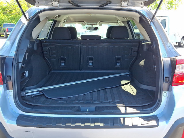 Used 2019 Subaru Outback 2.5i Premium w/ Popular Package #2 AWD/4WD image 28