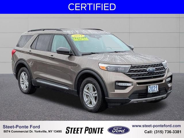 Certified 2021 Ford Explorer XLT w/ Equipment Group 202A image 5