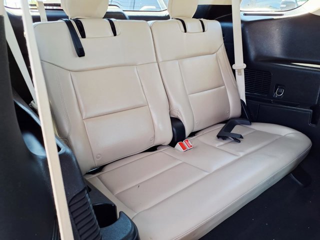 Certified 2022 Ford Explorer XLT w/ Equipment Group 202A image 16