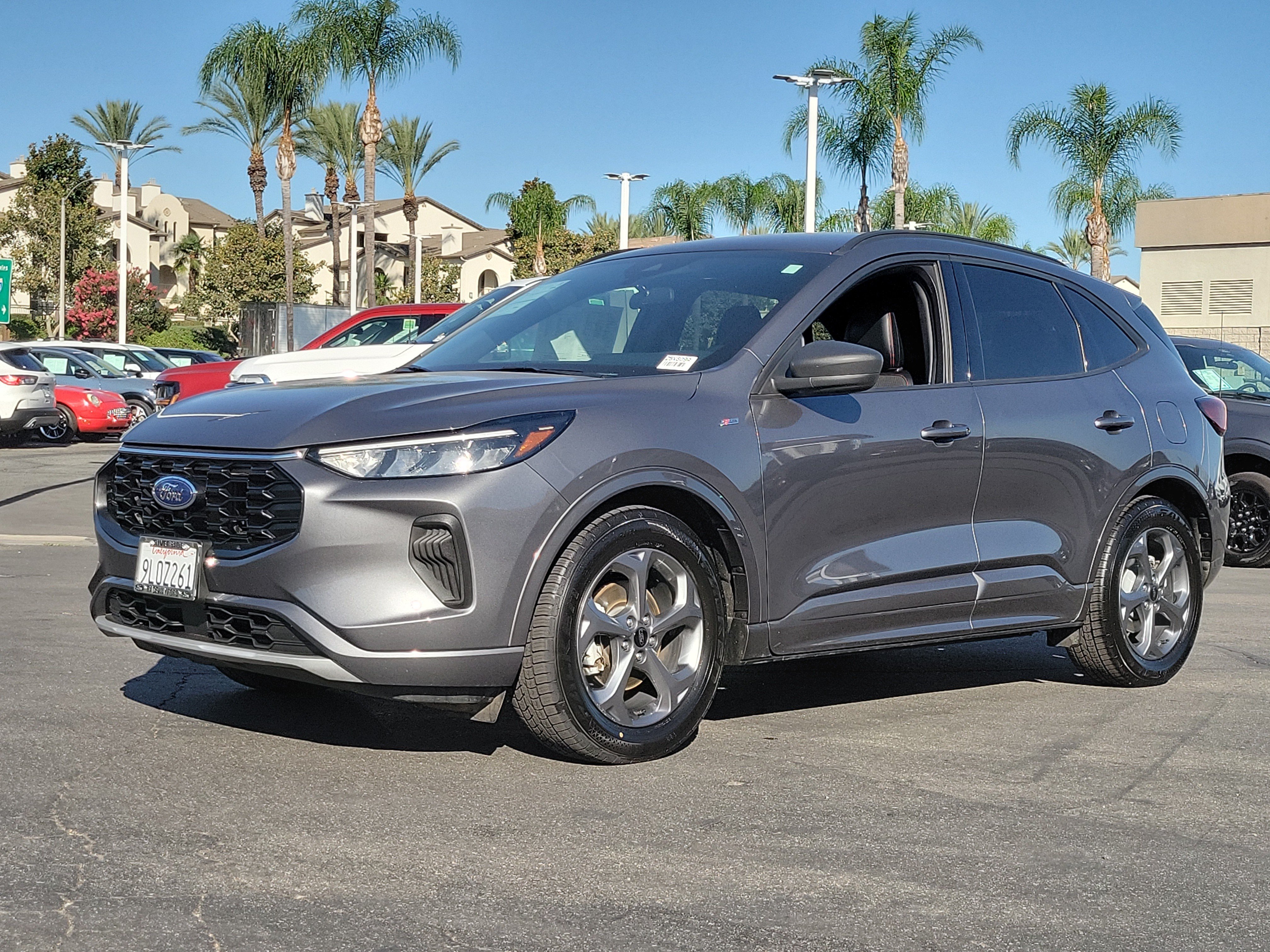 Certified 2024 Ford Escape ST-Line w/ Tech Pack #1 FWD image 17