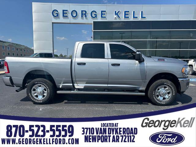 Used 2024 RAM 2500 Tradesman w/ Chrome Appearance Group AWD/4WD image 1