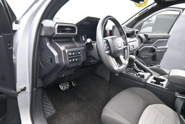 Used 2025 Toyota 4Runner TRD Sport AWD/4WD image 20