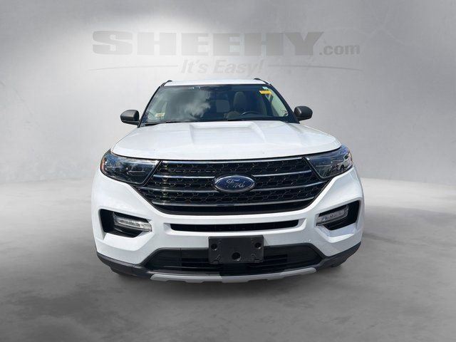 Certified 2020 Ford Explorer XLT w/ Equipment Group 202A AWD/4WD image 16