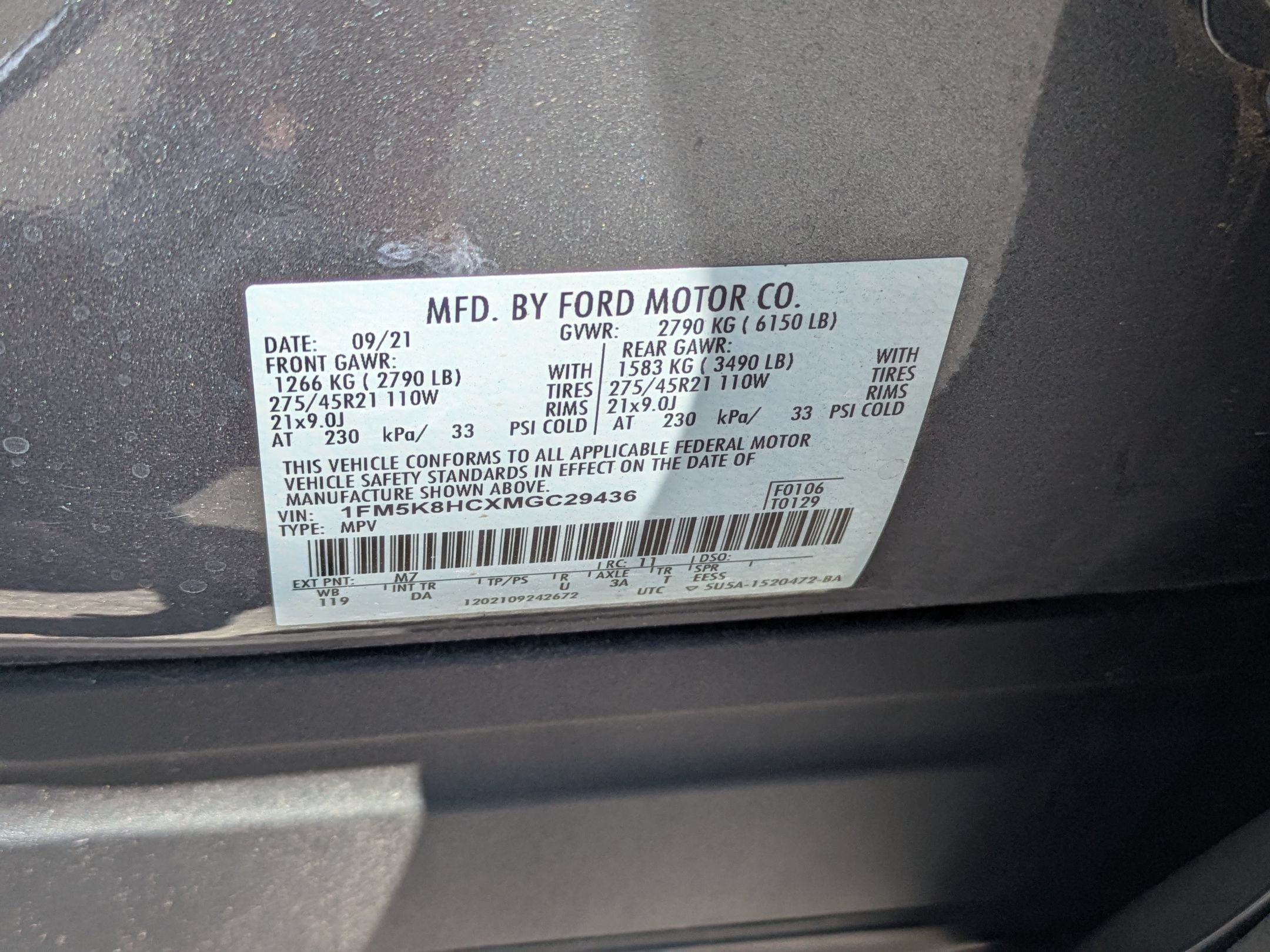 Certified 2021 Ford Explorer Platinum w/ Equipment Group 601A AWD/4WD image 45