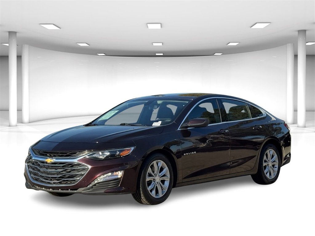 Used 2021 Chevrolet Malibu LT image 2
