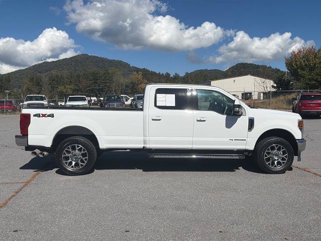 Certified 2022 Ford F250 Lariat w/ Lariat Ultimate Package AWD/4WD image 2