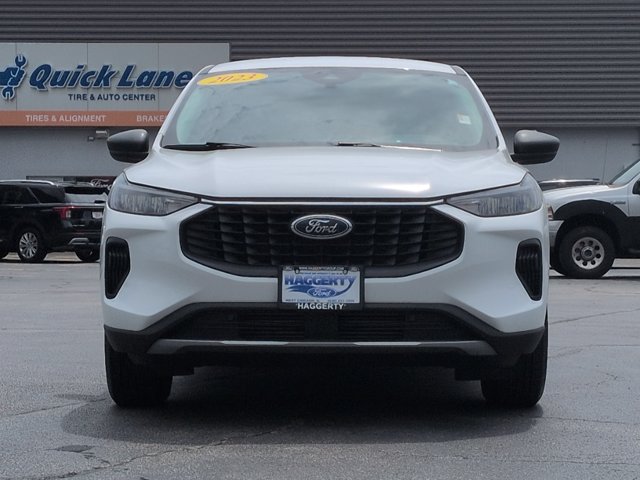 Certified 2023 Ford Escape Active AWD/4WD image 2