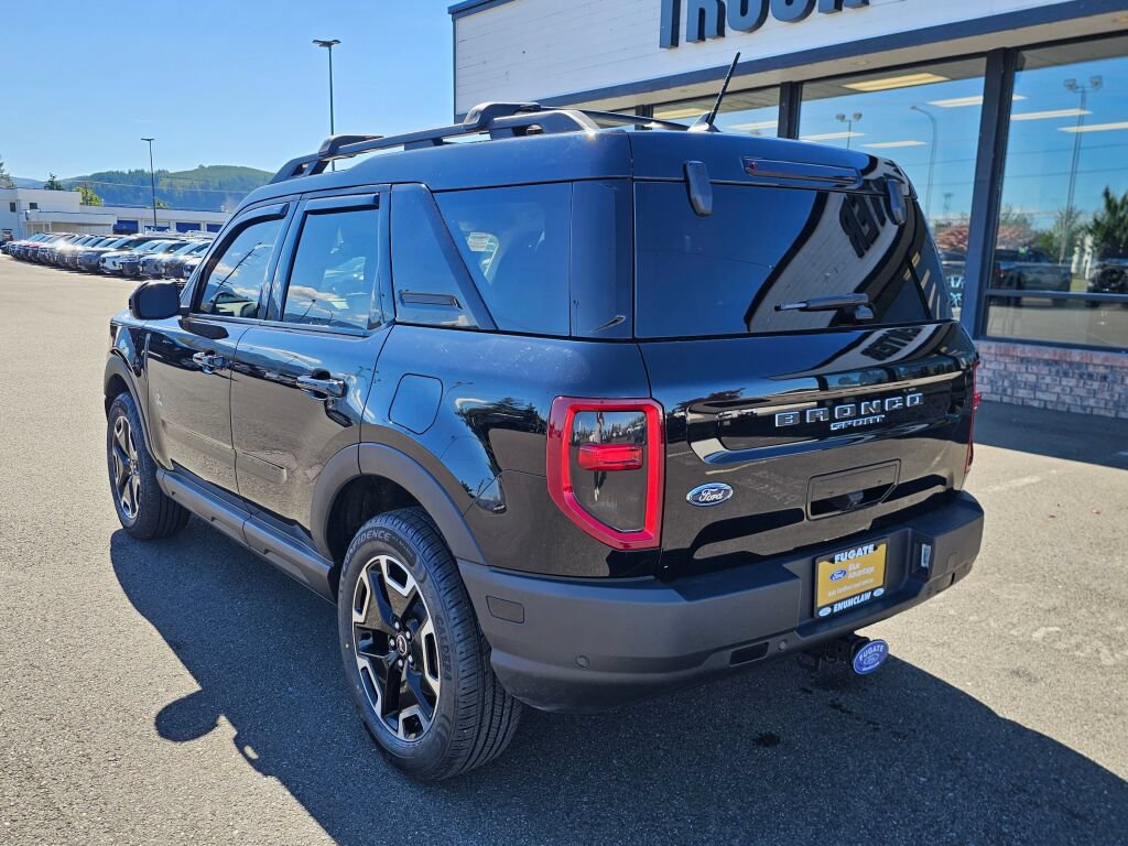 Certified 2023 Ford Bronco Sport Outer Banks w/ Tech Package AWD/4WD image 9
