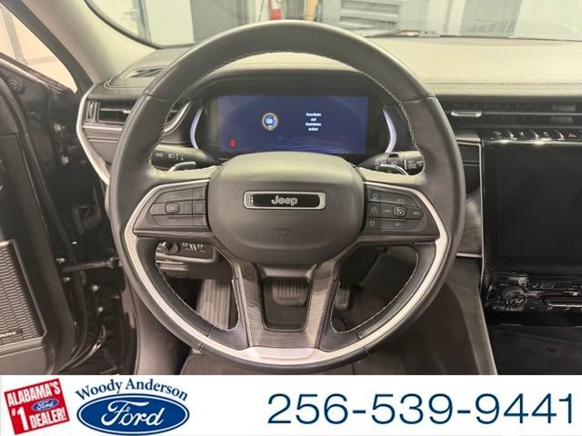 Used 2022 Jeep Grand Cherokee L Limited w/ Trailer Tow Group (B) AWD/4WD image 10