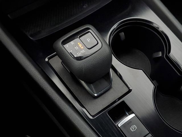 Used 2023 Nissan Rogue S image 23