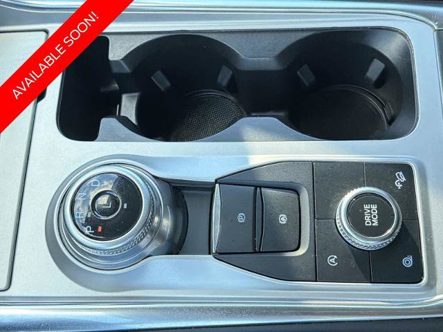 Certified 2024 Ford Explorer XLT w/ Equipment Group 202A AWD/4WD image 31