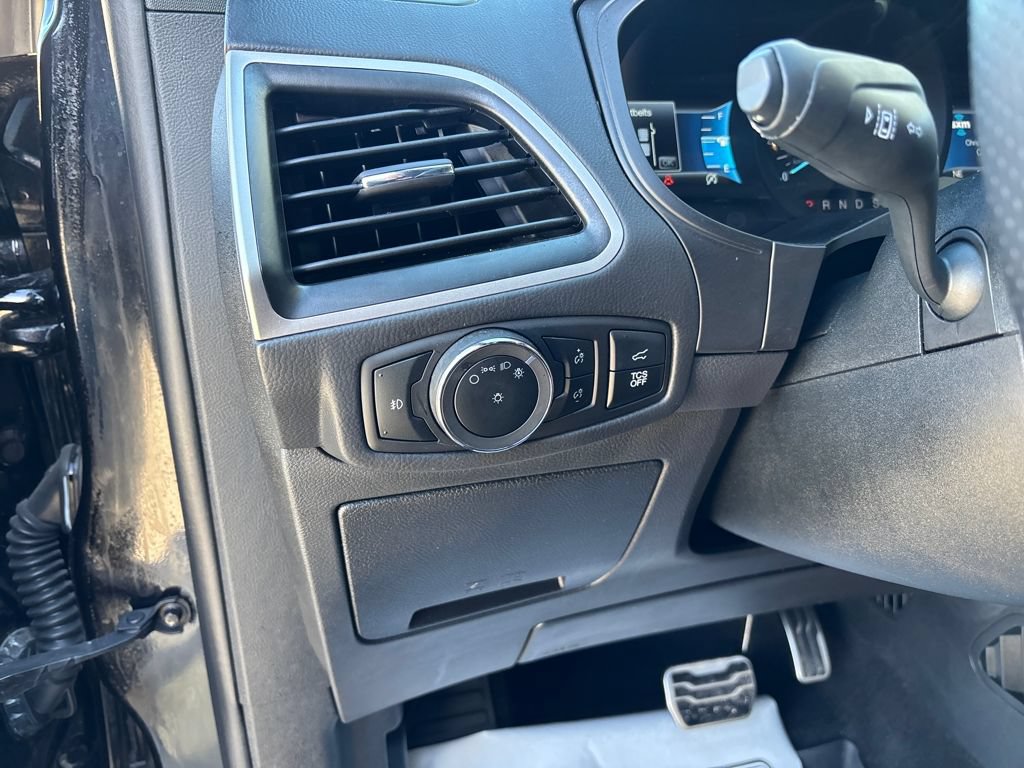 Certified 2024 Ford Edge ST-Line AWD/4WD image 13