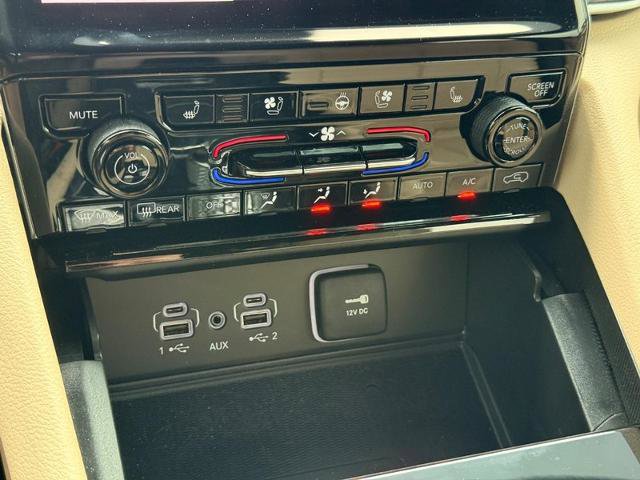 Used 2025 Jeep Grand Cherokee Limited w/ Luxury Tech Group II AWD/4WD image 21