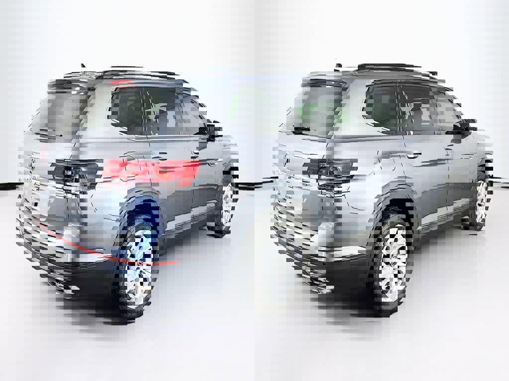 Used 2021 Volkswagen Atlas SE w/ Panoramic Sunroof Package image 9