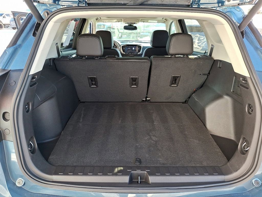 Used 2024 GMC Terrain Denali w/ Denali Premium Package image 31