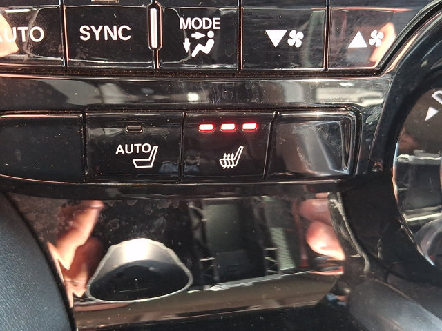 Used 2022 Acura MDX SH-AWD image 29