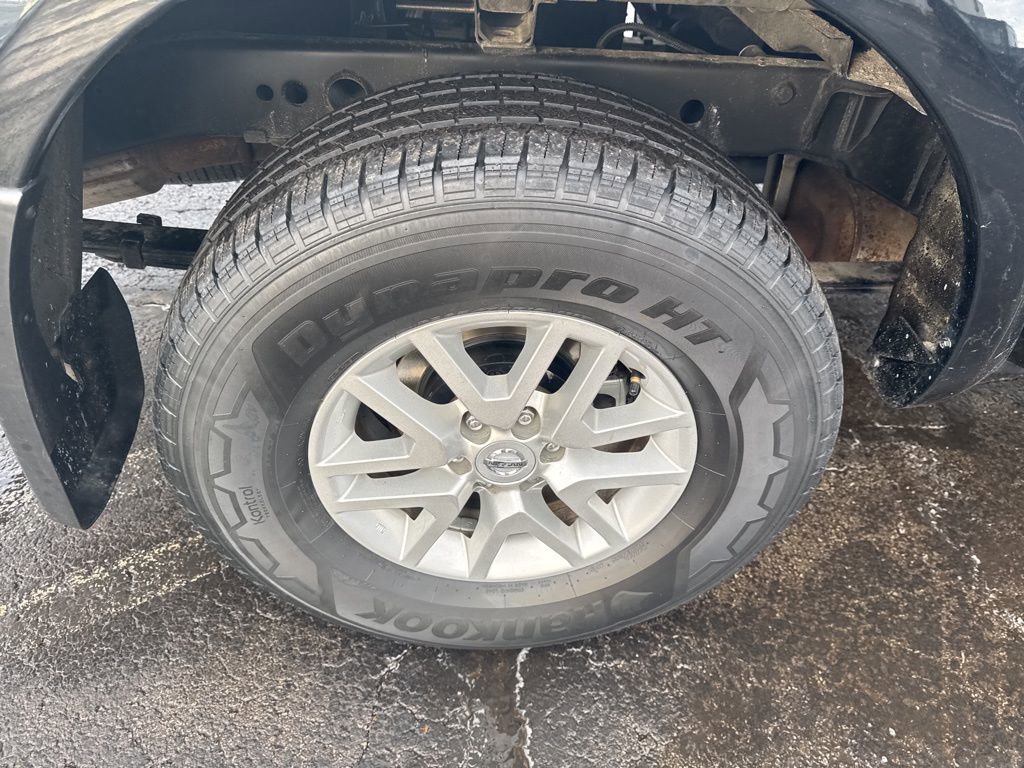 Used 2021 Nissan Frontier SV image 40