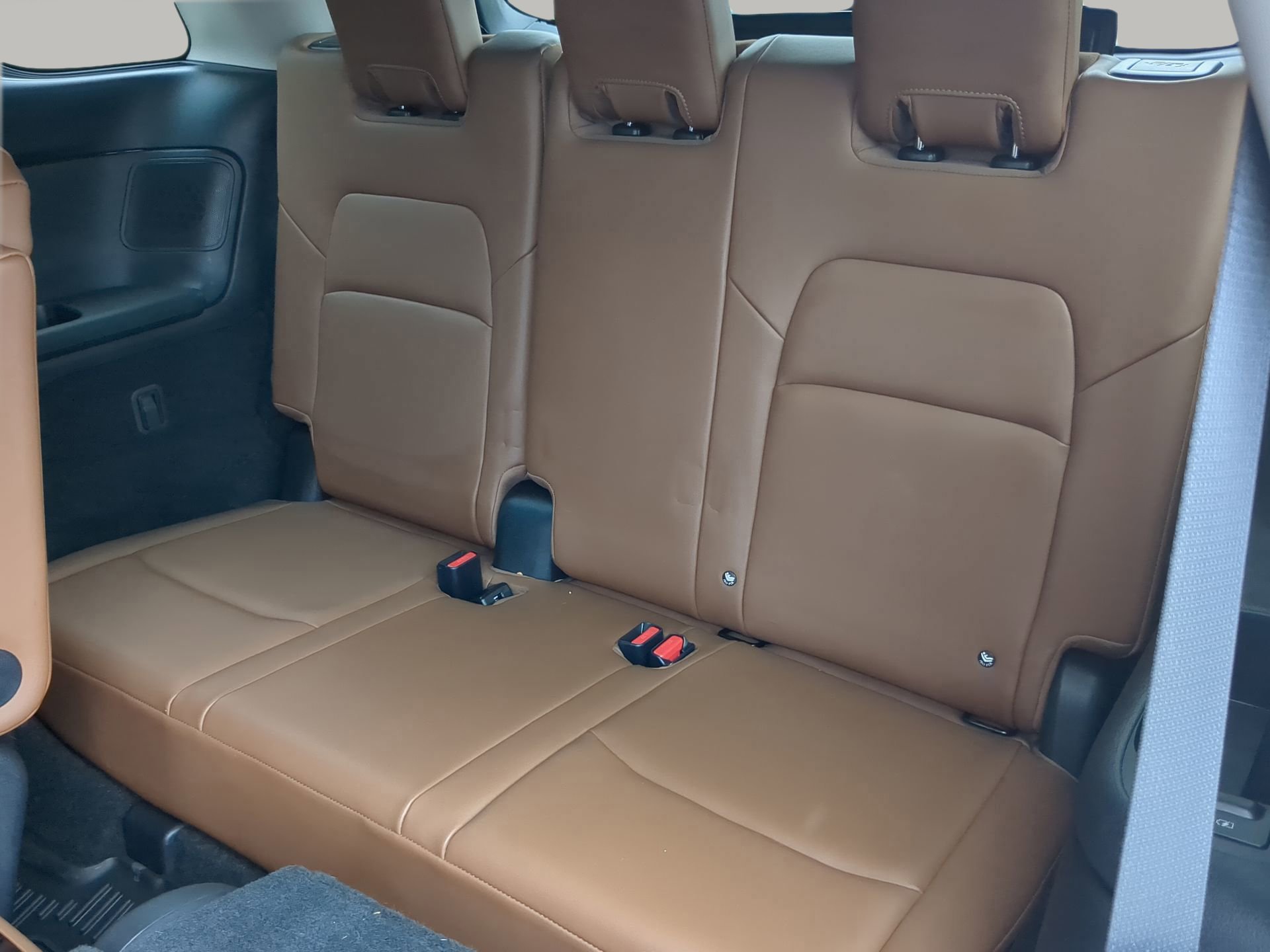 Used 2024 Nissan Pathfinder Platinum image 47