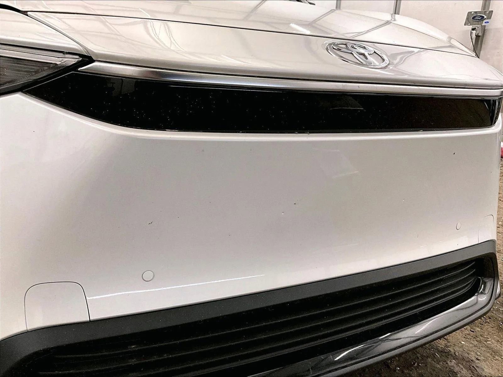 Used 2024 Toyota bZ4X AWD w/ Weather Package image 29