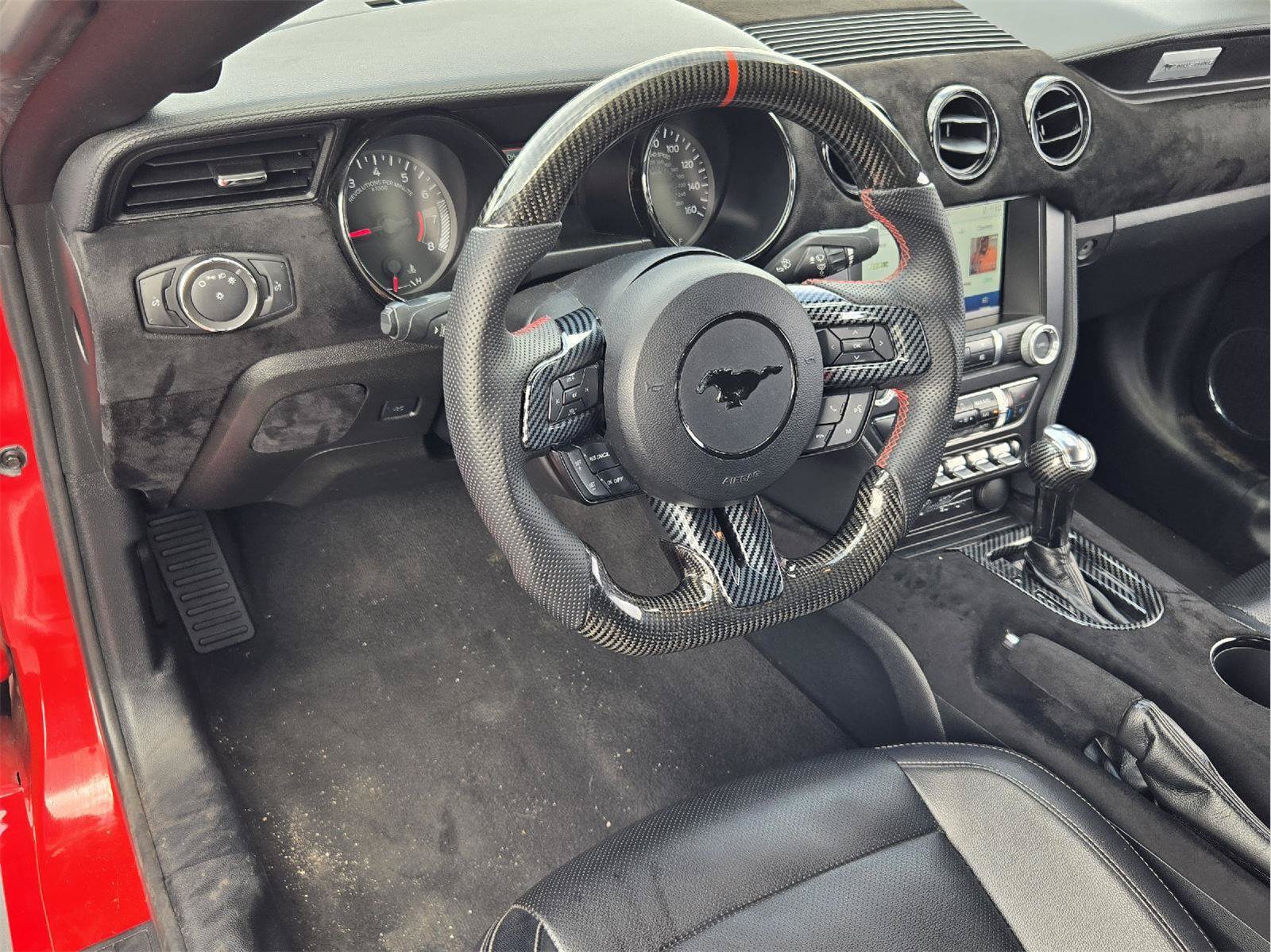 Certified 2022 Ford Mustang Premium RWD image 26