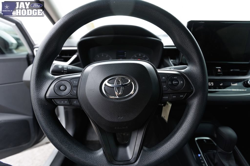 Used 2024 Toyota Corolla LE image 18
