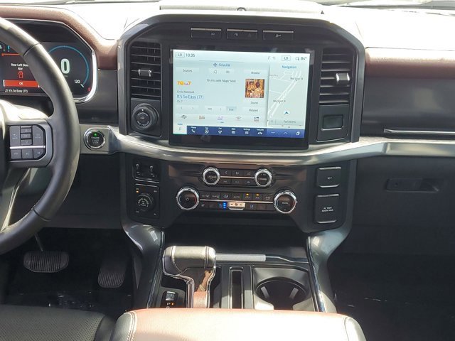 Certified 2022 Ford F150 Lariat w/ Equipment Group 502A High image 21