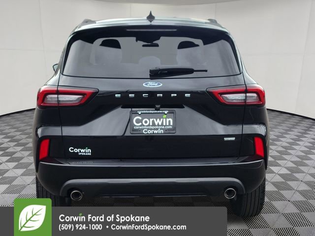 Certified 2023 Ford Escape ST-Line w/ Equipment Group 301A image 4