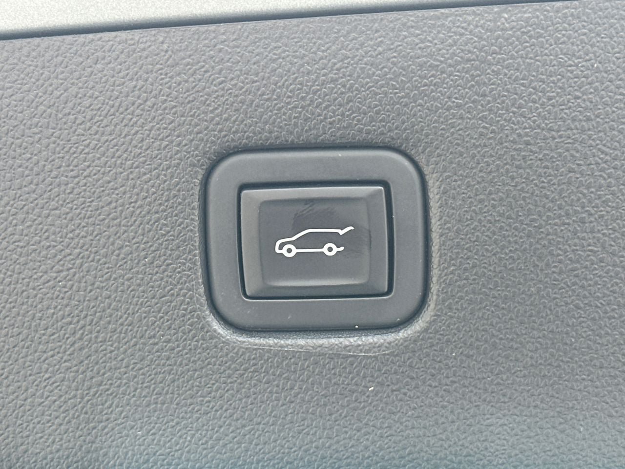 Used 2020 Chevrolet Blazer RS FWD image 21