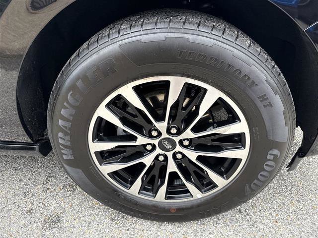 Certified 2025 Ford Expedition Platinum AWD/4WD image 20
