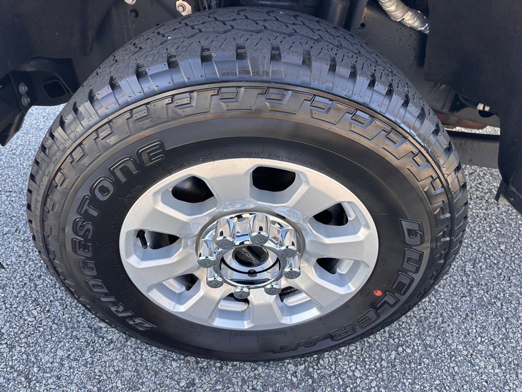 Certified 2024 Ford F350 XLT w/ FX4 Off-Road Package image 12