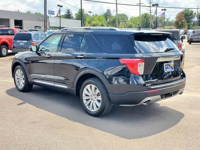 Certified 2021 Ford Explorer Limited w/ Equipment Group 301A AWD/4WD image 3