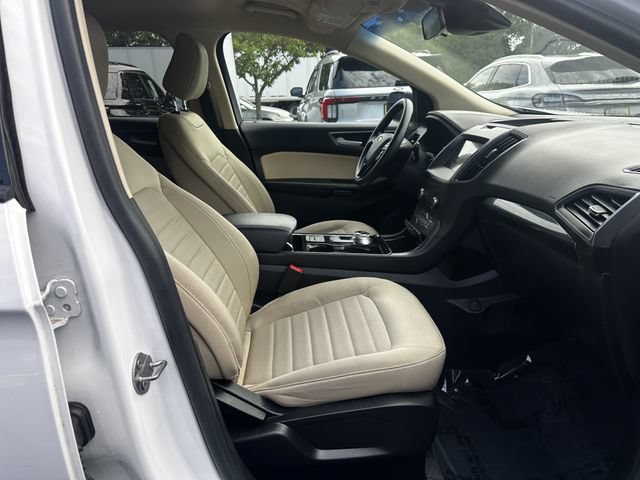 Certified 2020 Ford Edge SE FWD image 32