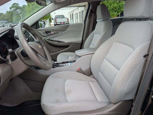 Used 2025 Chevrolet Malibu LT FWD image 13