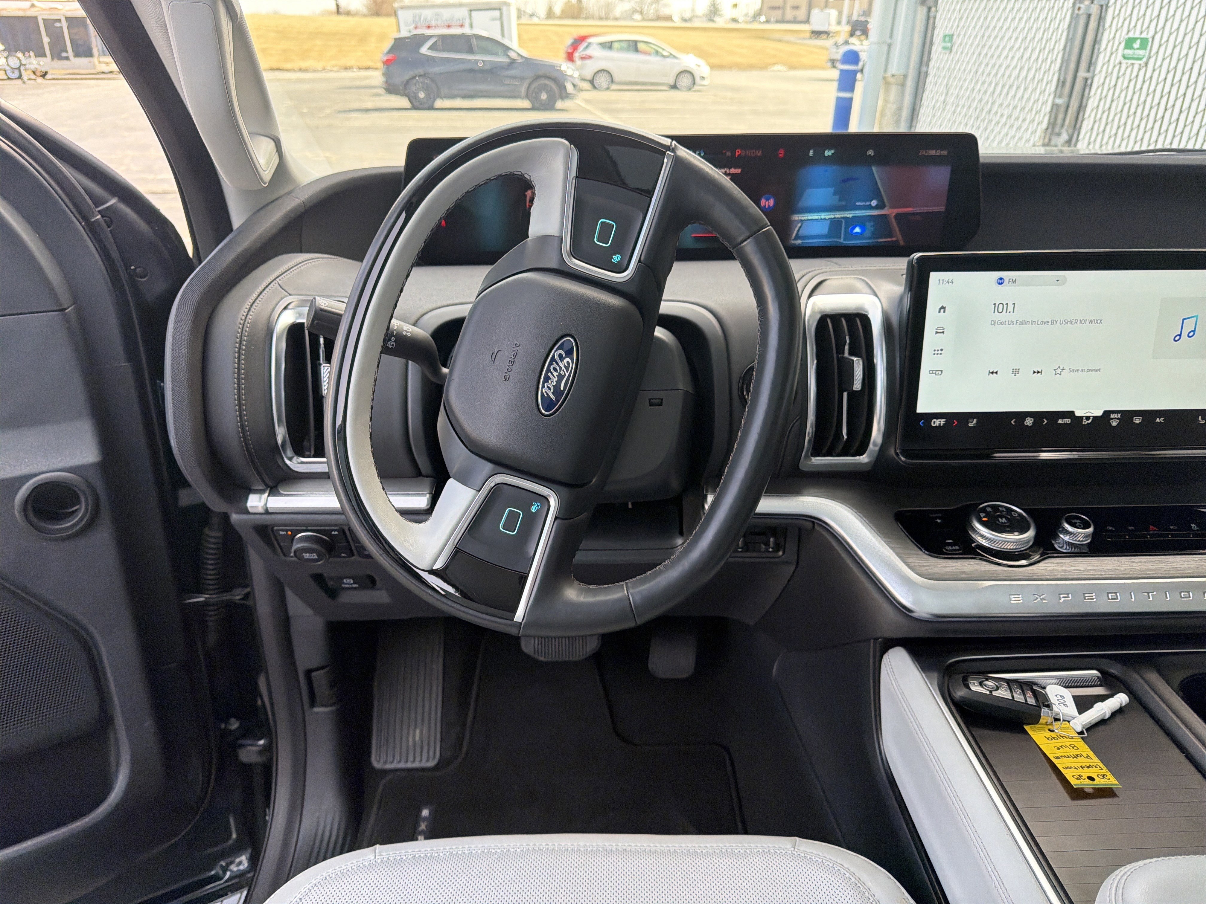 Certified 2025 Ford Expedition Platinum w/ Driver's Package image 33