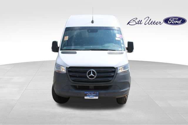 Used 2024 Mercedes-Benz Sprinter 4500 video 2