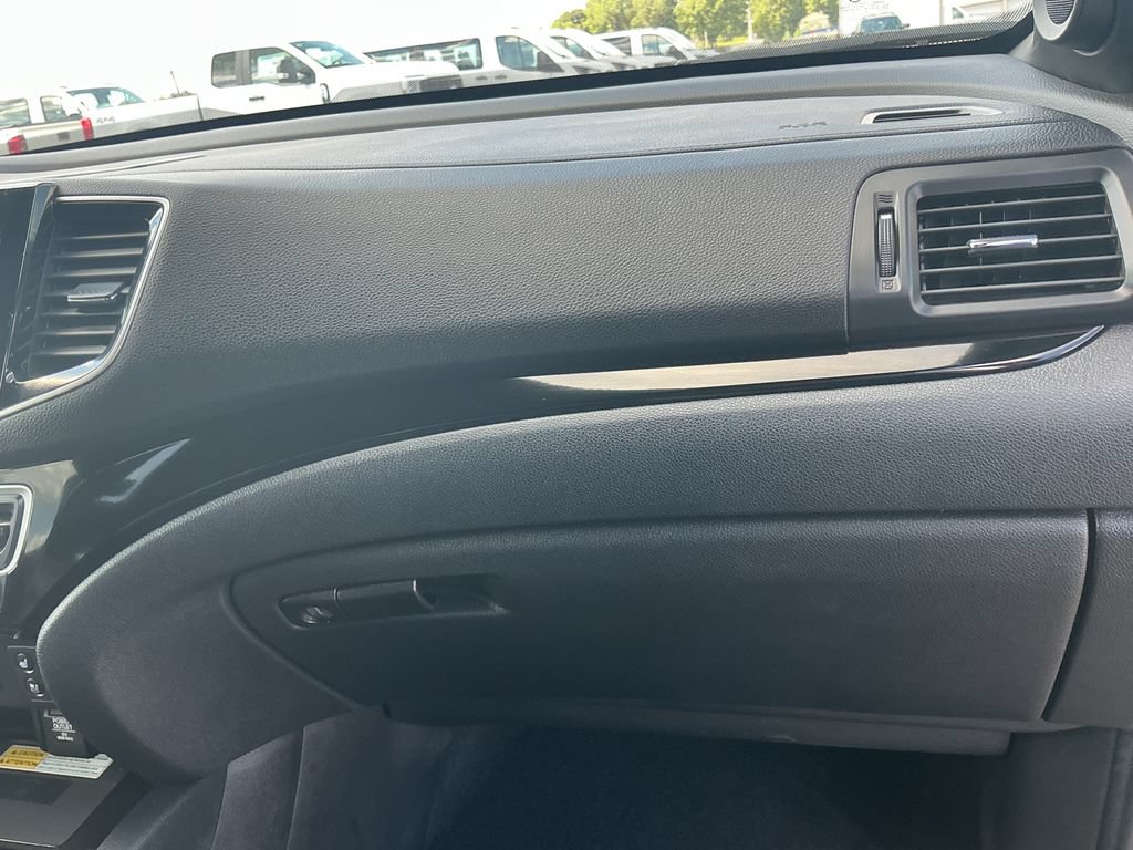 Used 2021 Honda Pilot Elite image 26