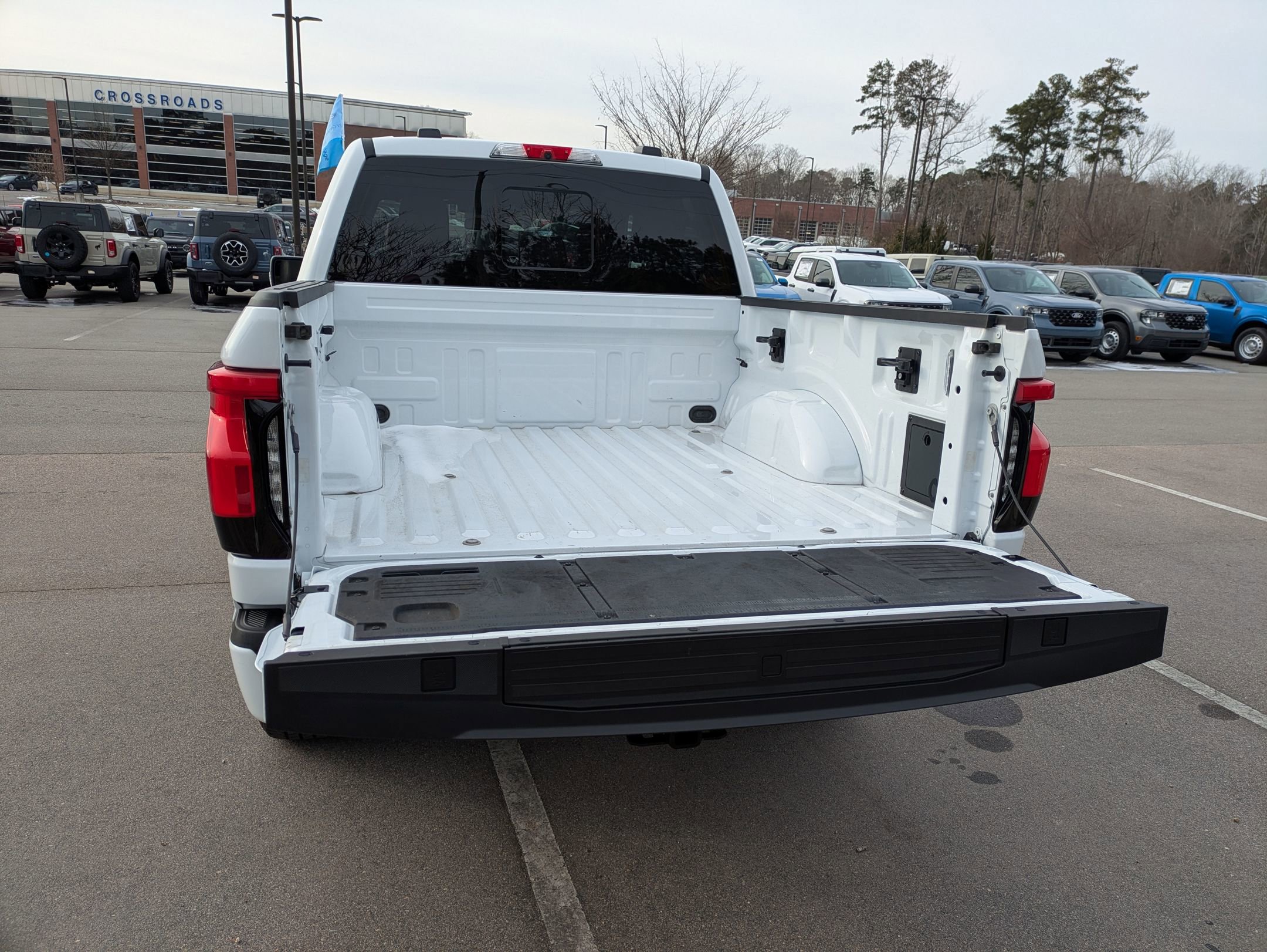 Certified 2024 Ford F150 Lightning Lariat image 38