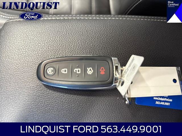 Certified 2018 Ford Escape Titanium w/ Ford Safe & Smart Package FWD image 30