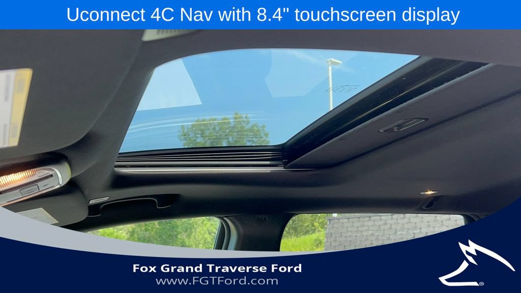 Used 2020 Jeep Grand Cherokee Limited AWD/4WD image 5