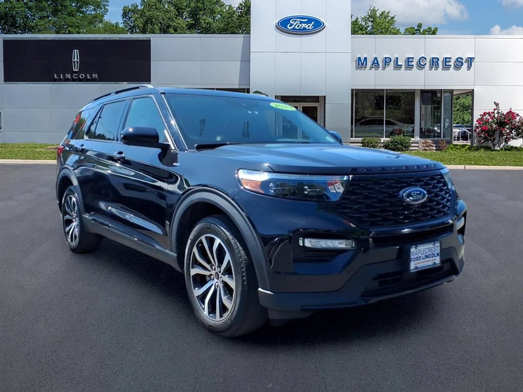 Certified 2023 Ford Explorer ST-Line w/ Class IV Trailer Tow Package
