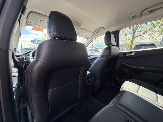 Certified 2025 Ford Escape Platinum AWD/4WD image 25