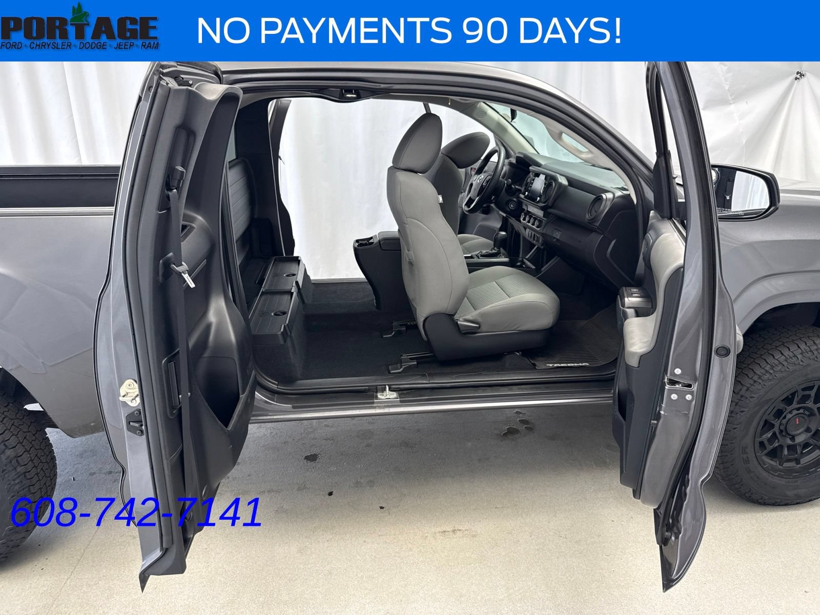 Used 2020 Toyota Tacoma SR AWD/4WD image 27