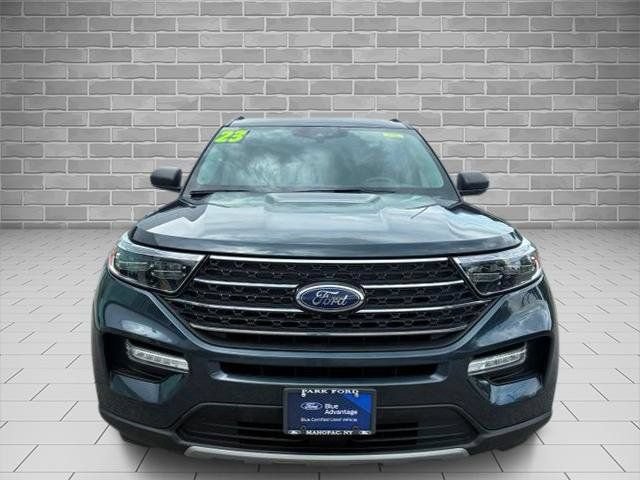 Certified 2023 Ford Explorer XLT w/ Equipment Group 202A AWD/4WD image 2