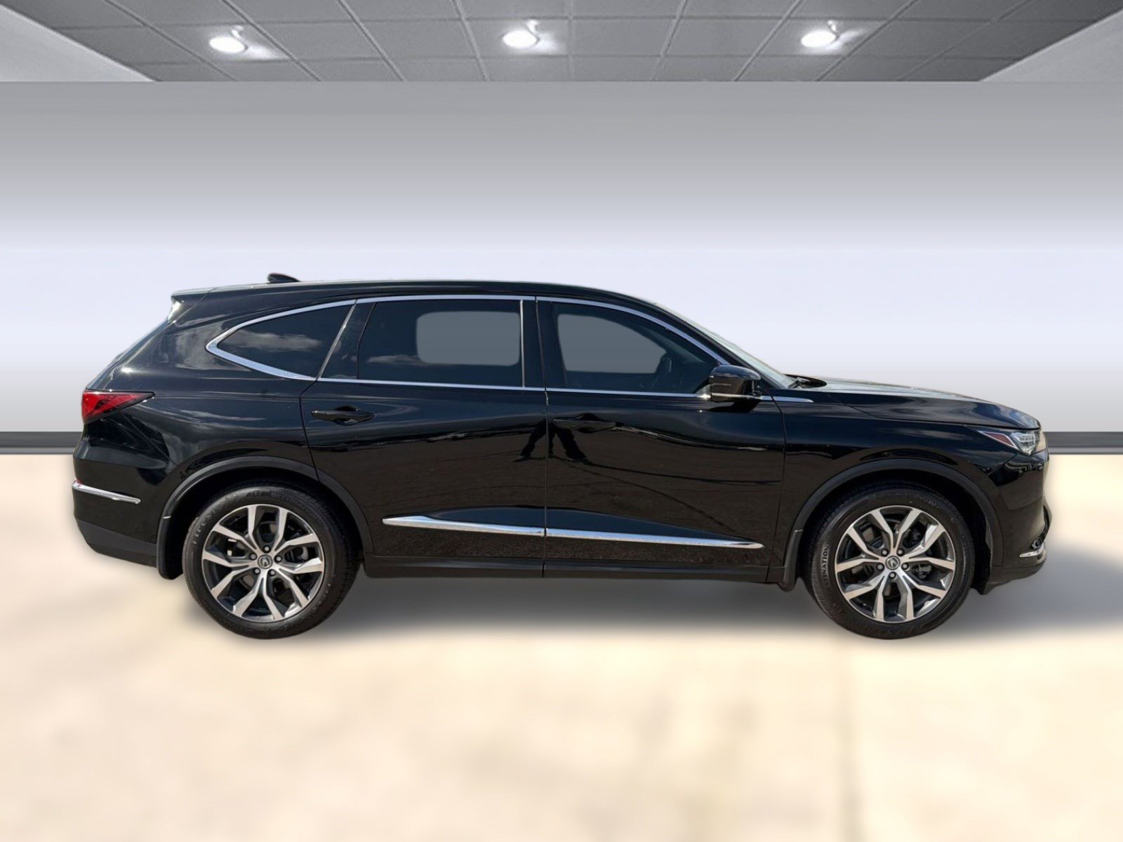 Used 2023 Acura MDX FWD w/ Technology Package image 8